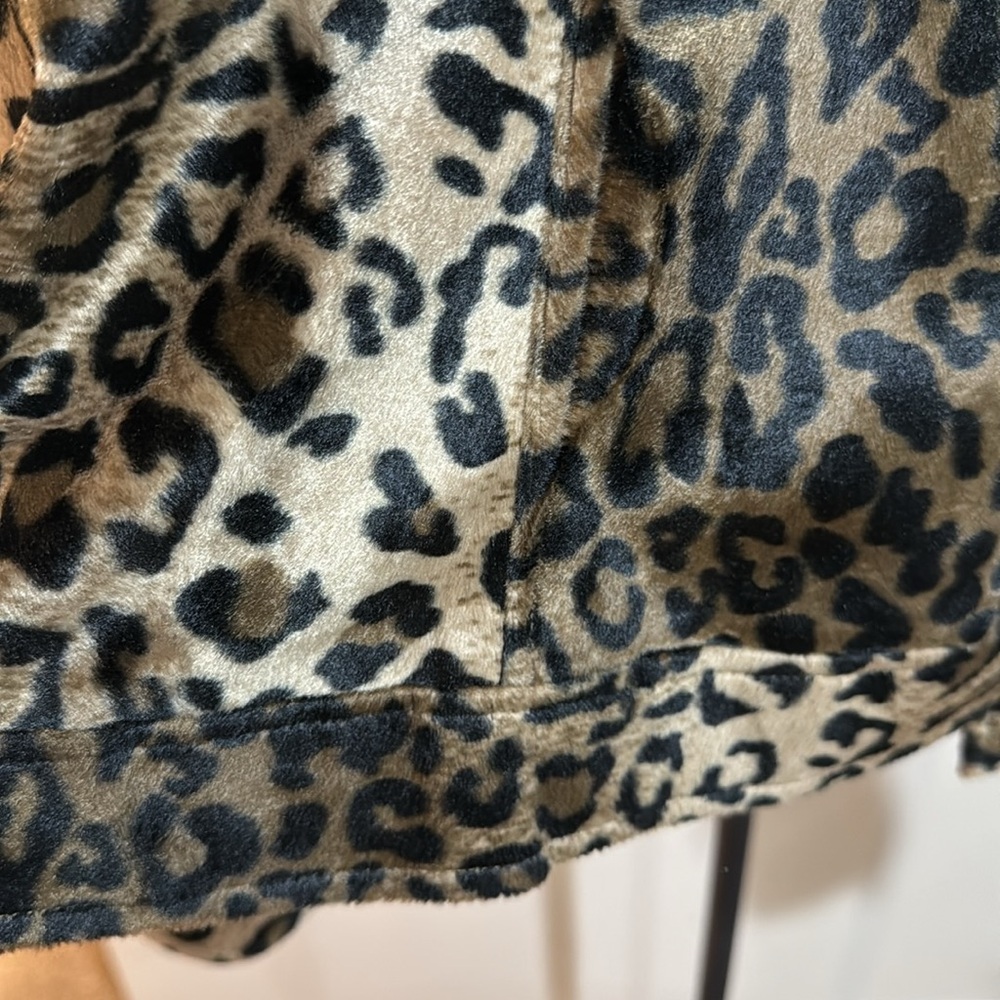 Focus 2000 Animal Print Jacket - Picture 8 of 10
